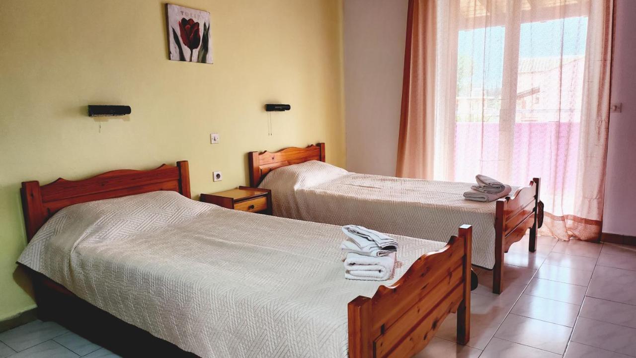Villa Elena Ипсос Экстерьер фото