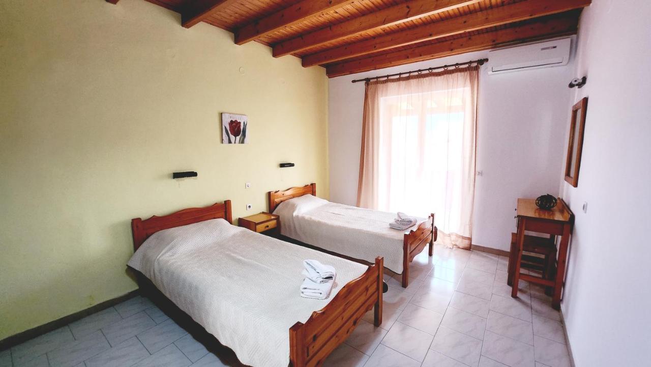 Villa Elena Ипсос Экстерьер фото