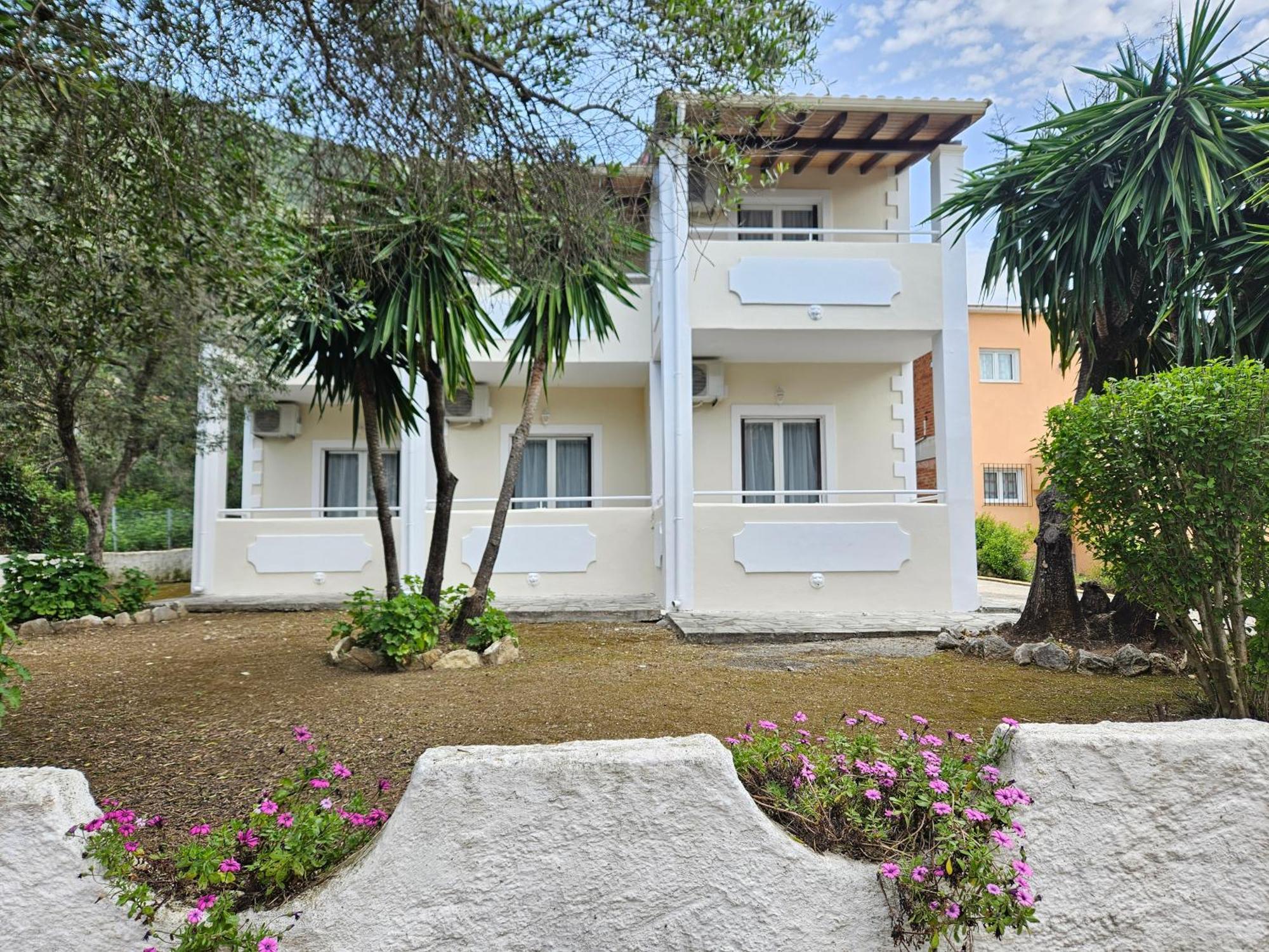 Villa Elena Ипсос Экстерьер фото